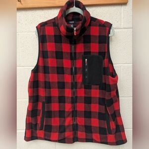 Chaps Sport size 2X vest in red/black buffalo check like new